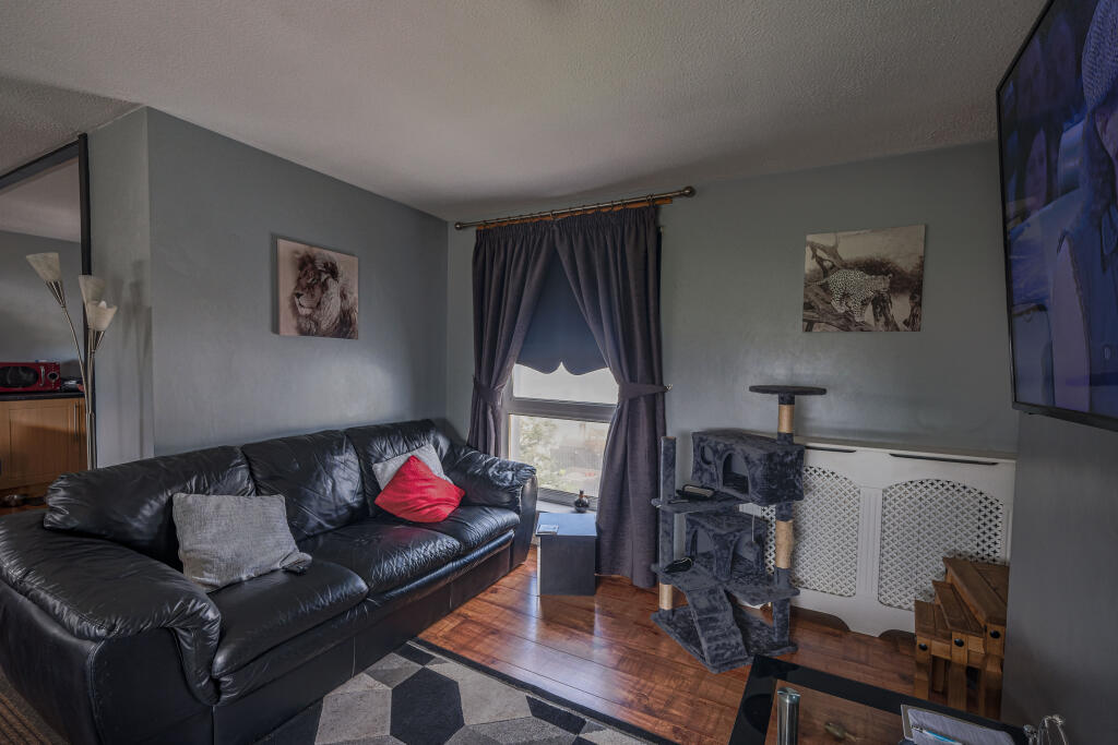 Almond Road, Cumbernauld, G67 photo 4