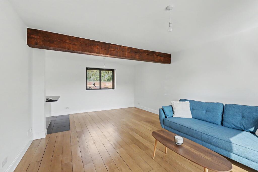 House in Brighton - More