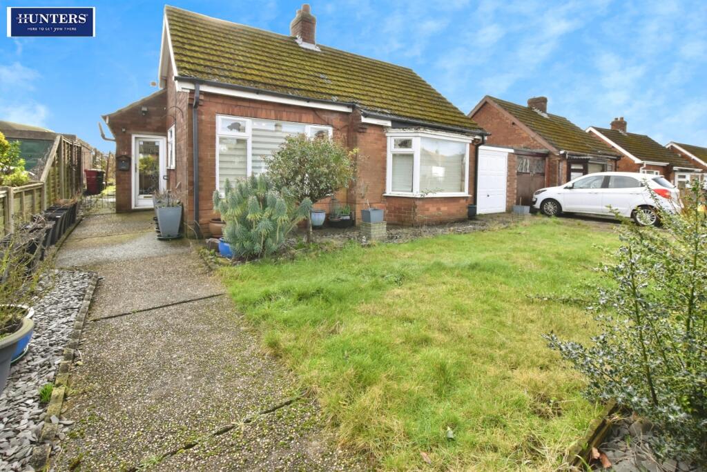 3-bed detached on Poole Drive, Scunthorpe, £180,000