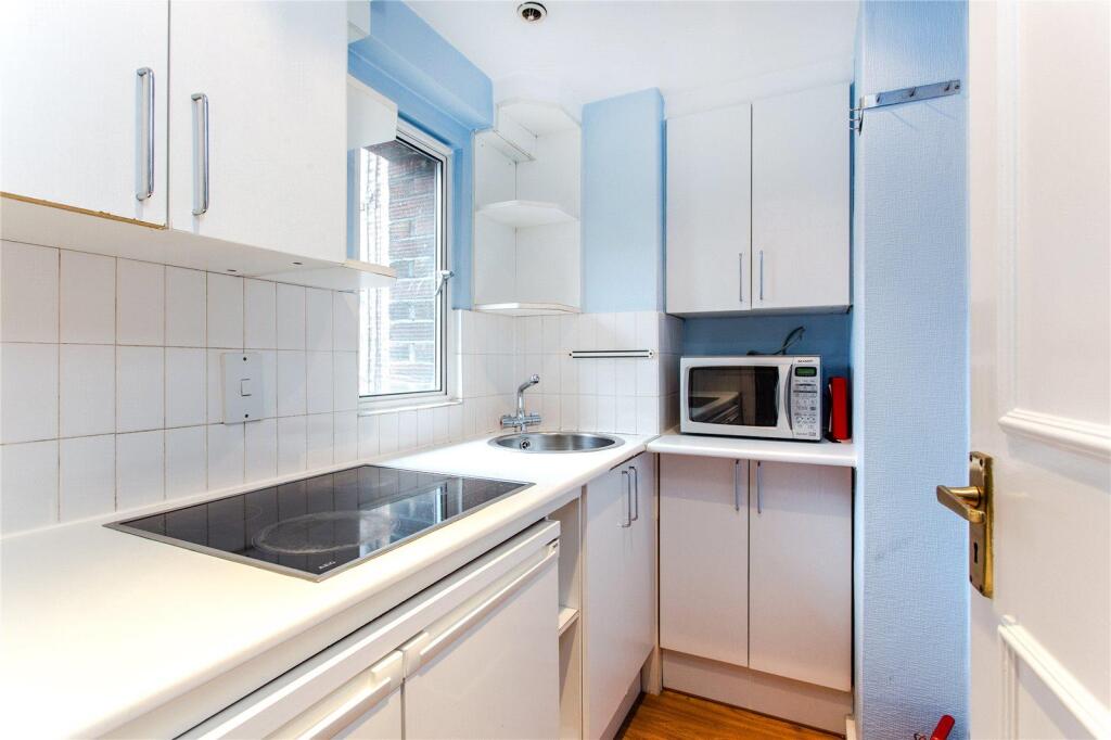 Apartment in London, Fitzrovia - View 4