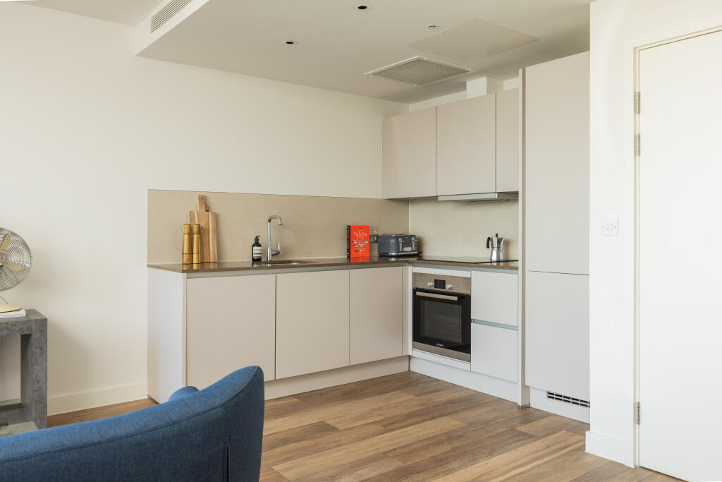 Apartment in London, Bethnal Green - View 3