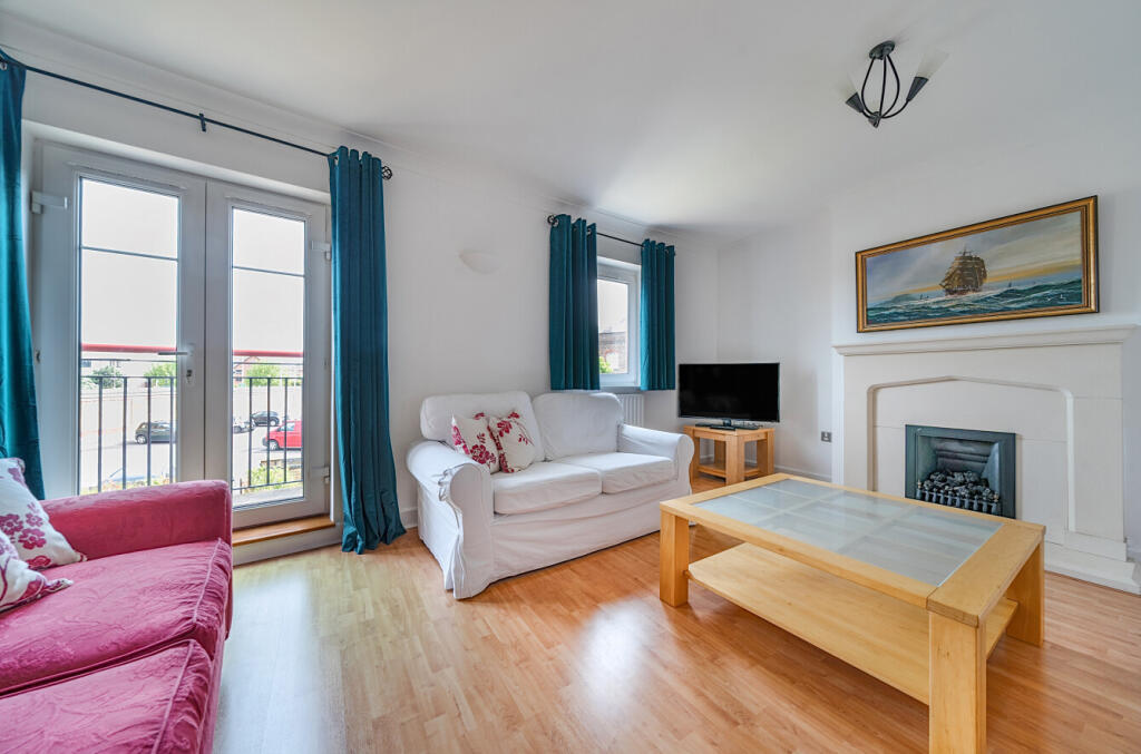 House in Portsmouth - View 3