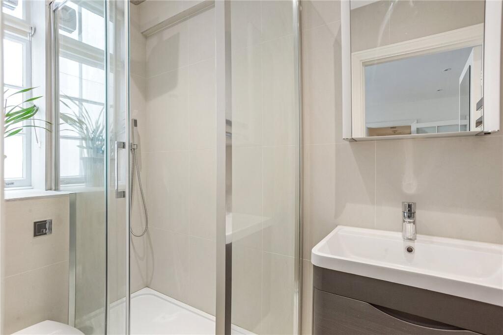 Apartment in London - View 5