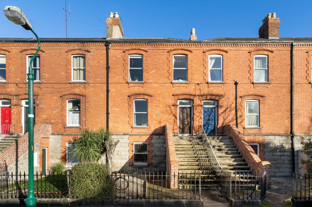 Main image of property: 15 Grosvenor Square, Rathmines, Dublin 6, D06 PW86