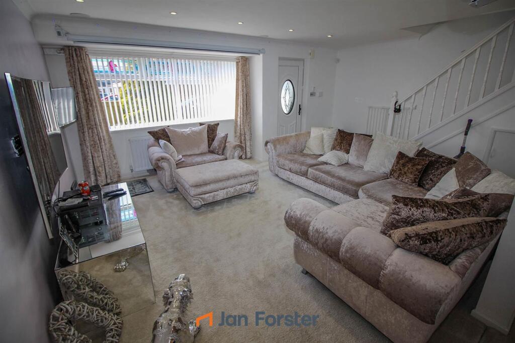 House in Newcastle upon Tyne - View 3