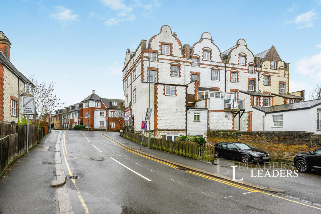 Main image of property: Croydon Road, RH2