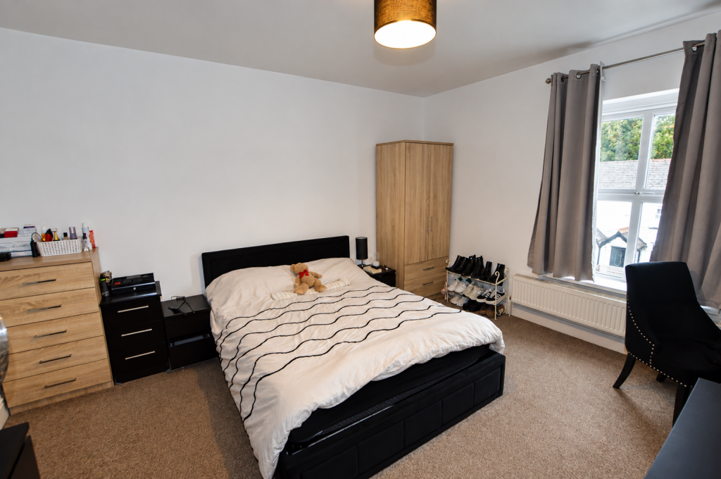 Church Street, Golborne, Warrington, WA3 3TL photo 5
