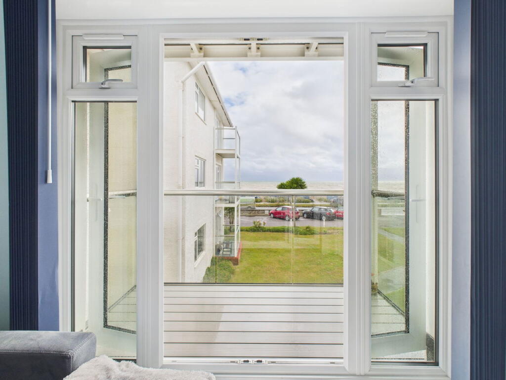 Windsor Court, Brighton Road, Worthing, BN11 2EZ - View 5