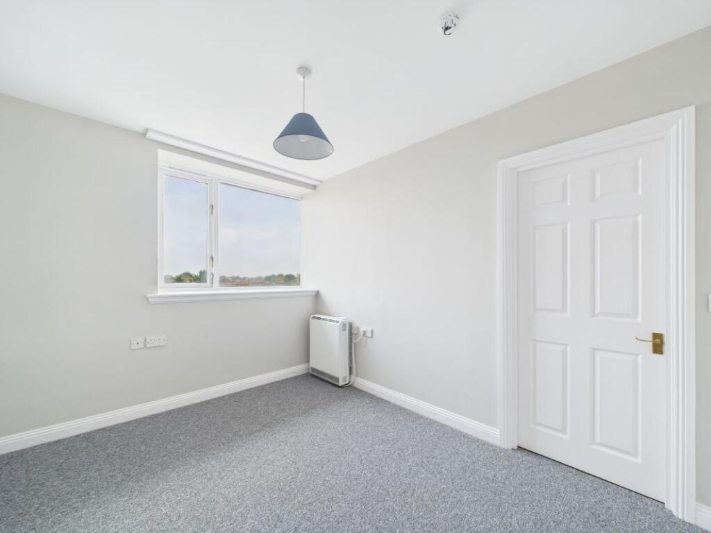 Flat 43 Burlington East Mansions, 11 Owls Road, Bournemouth, Dorset, BH5 1AT – pohled 6