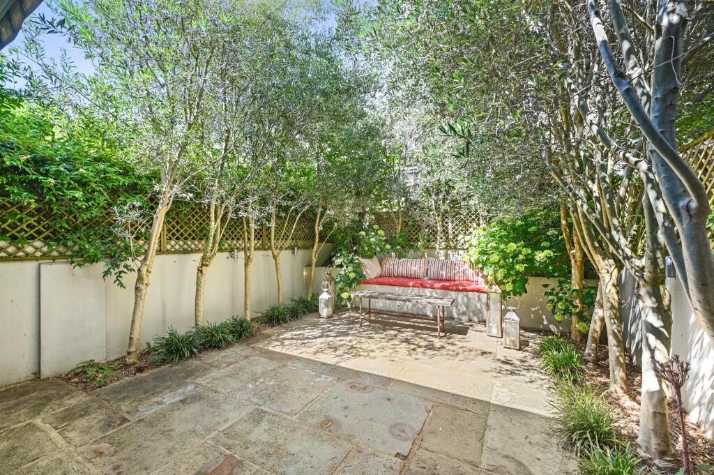 House in London, Shepherd's Bush - View 3