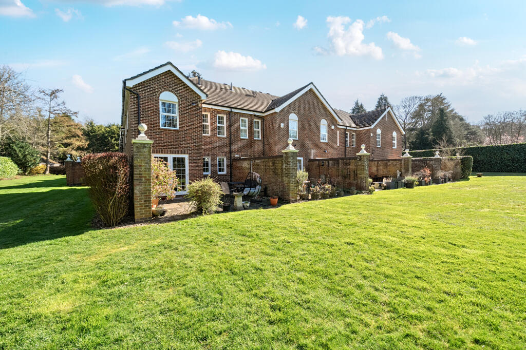 Main image of property: London Road, Ascot, SL5