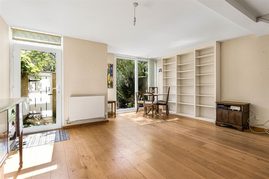 House in Cambridge, Highsett, Petersfield - View 2