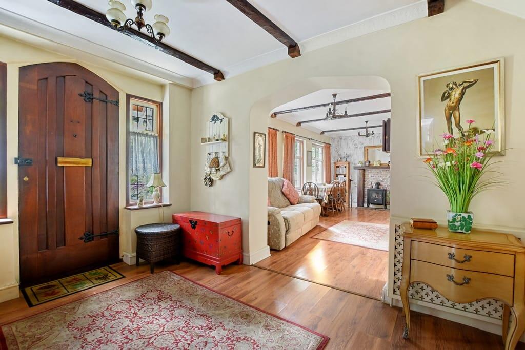 House in London - View 3
