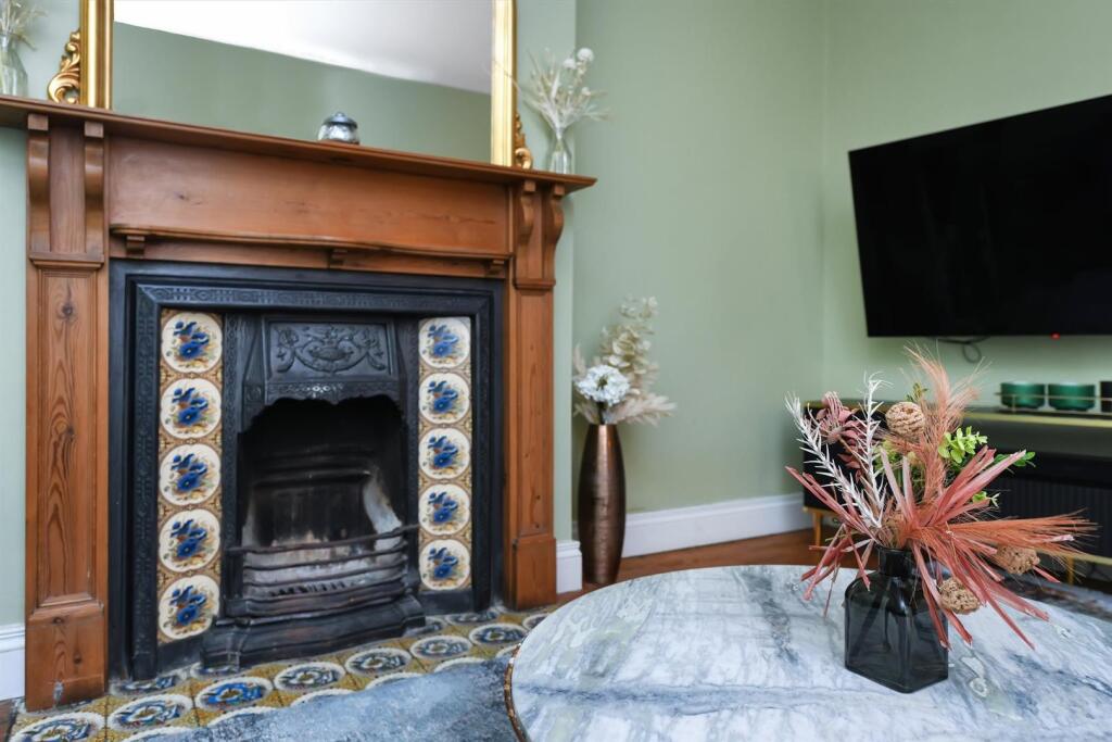 House in Nottingham - View 4