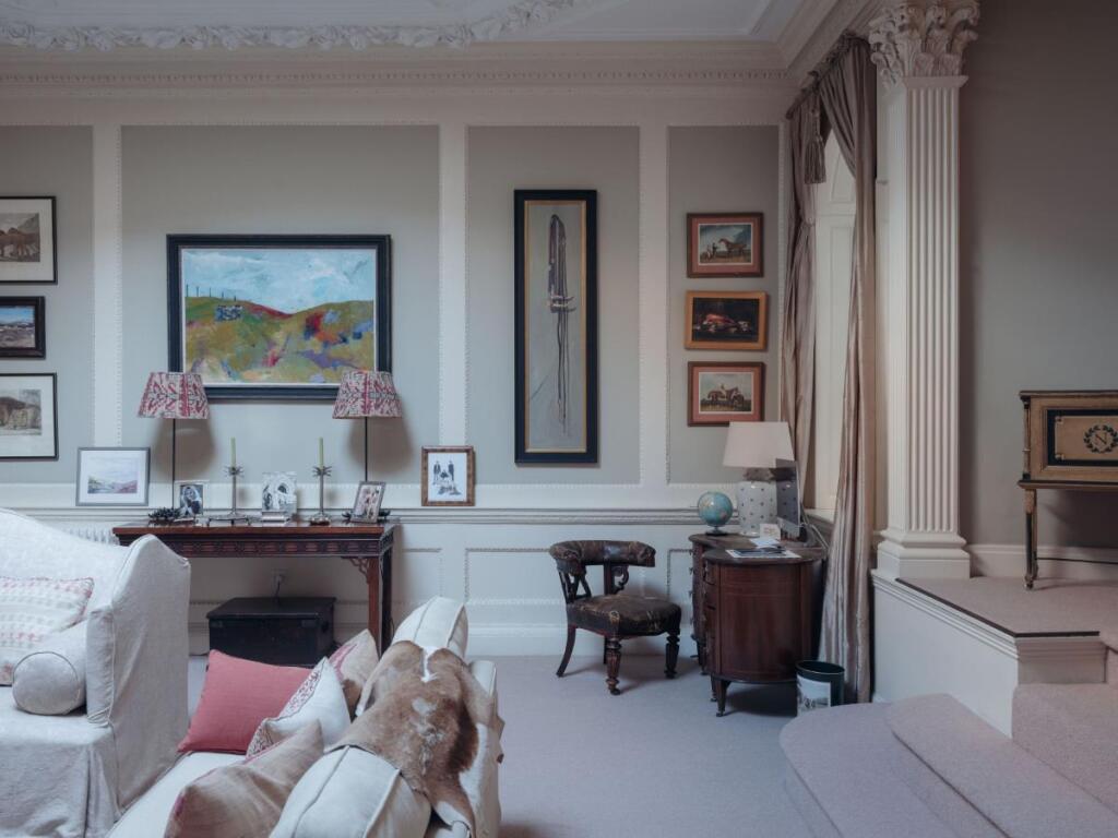 House in London - View 5