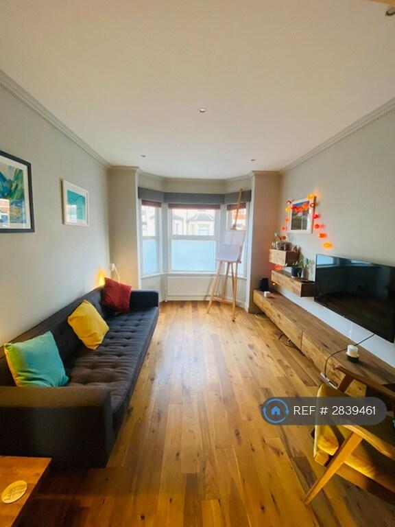 Main image of property: Wilton Road, Reading, RG30