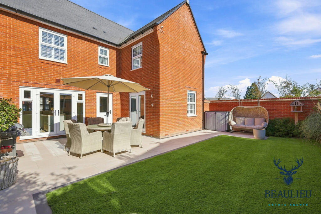 House in Chelmsford - View 2