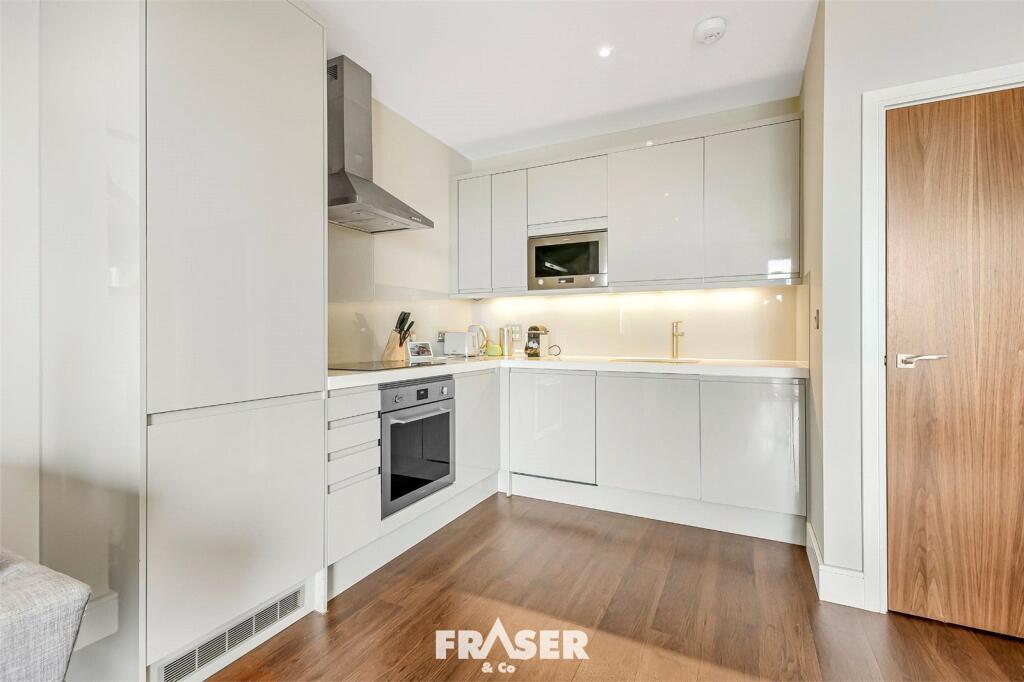 Apartment in London - View 3