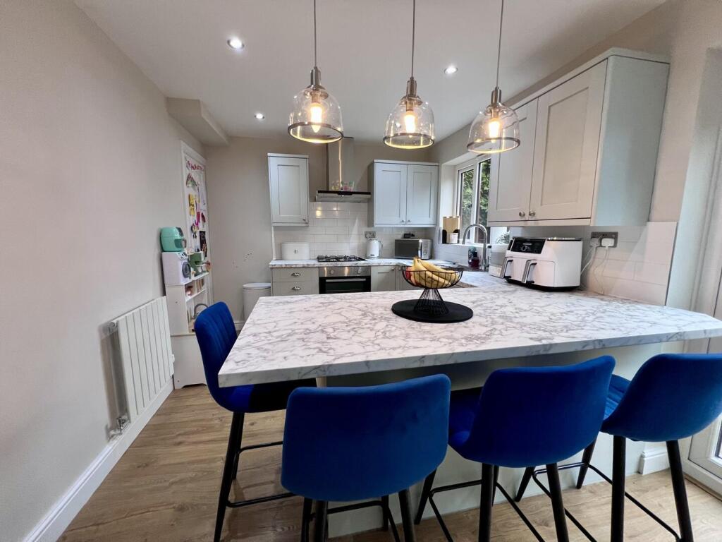 Burghley Close, Clayton le Woods photo 3