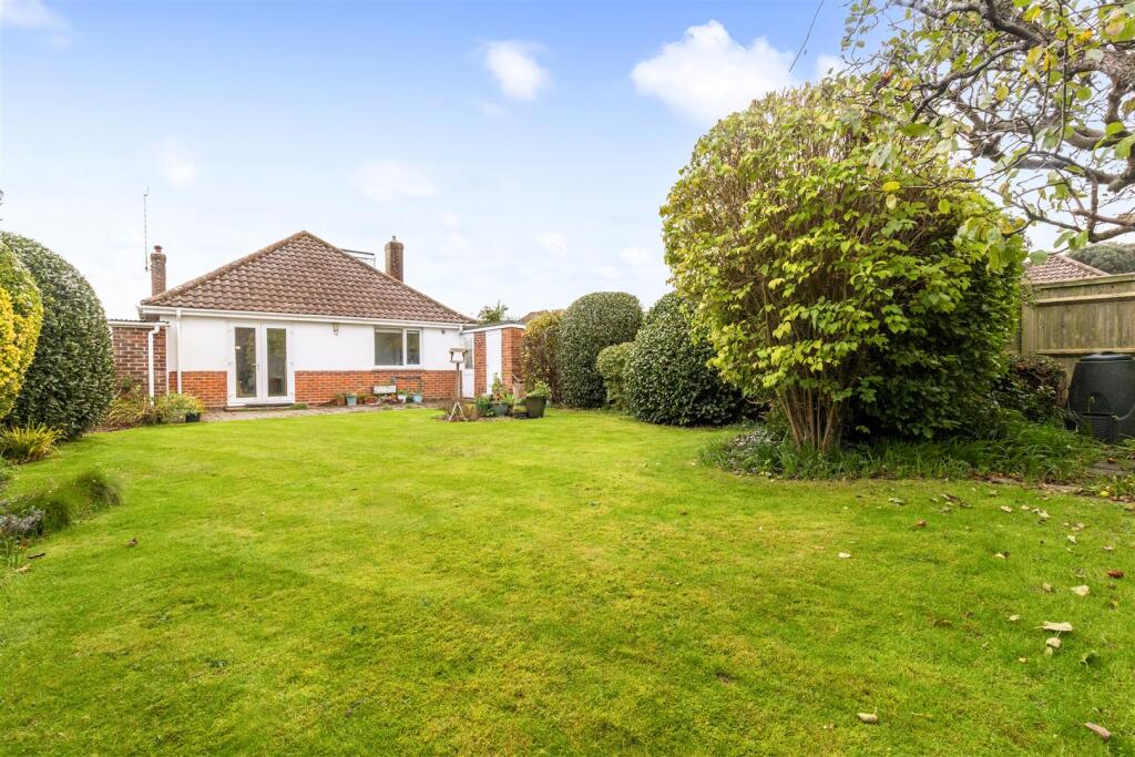 Main image of property: Midhurst Close, Ferring