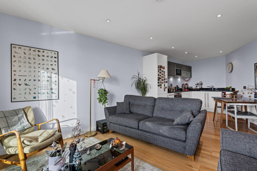 Apartment in Leeds, West Yorkshire - More