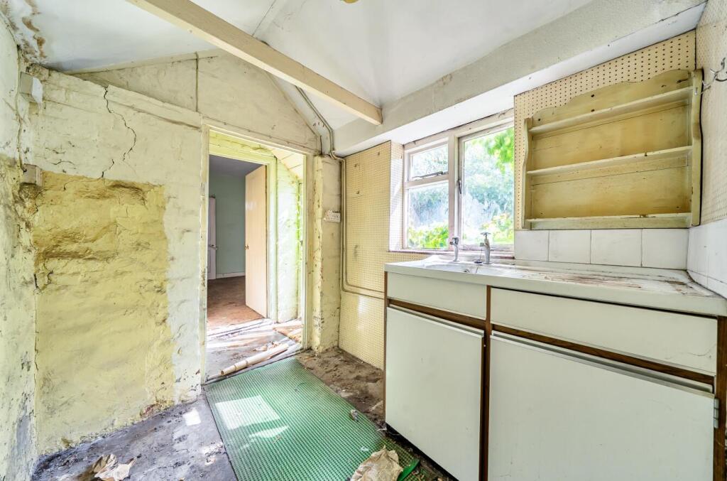 House in Canterbury, The King's Mile - View 5