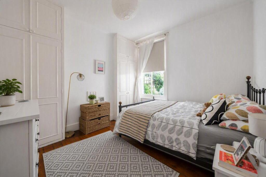 Apartment in London - View 4