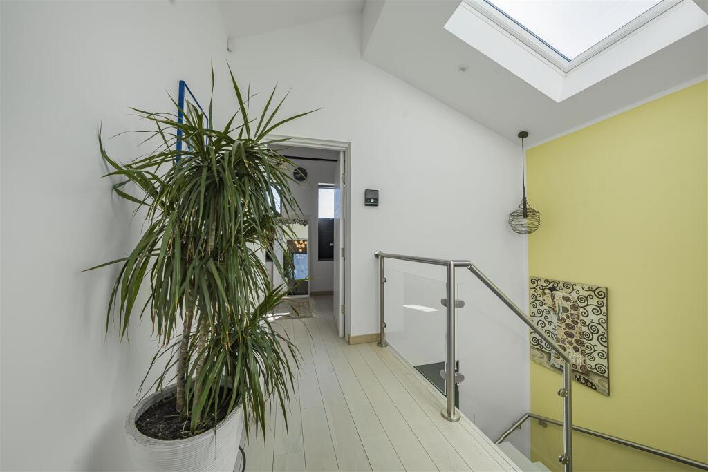 Additional image 27 of West Riding, Bricket Wood, St. Albans