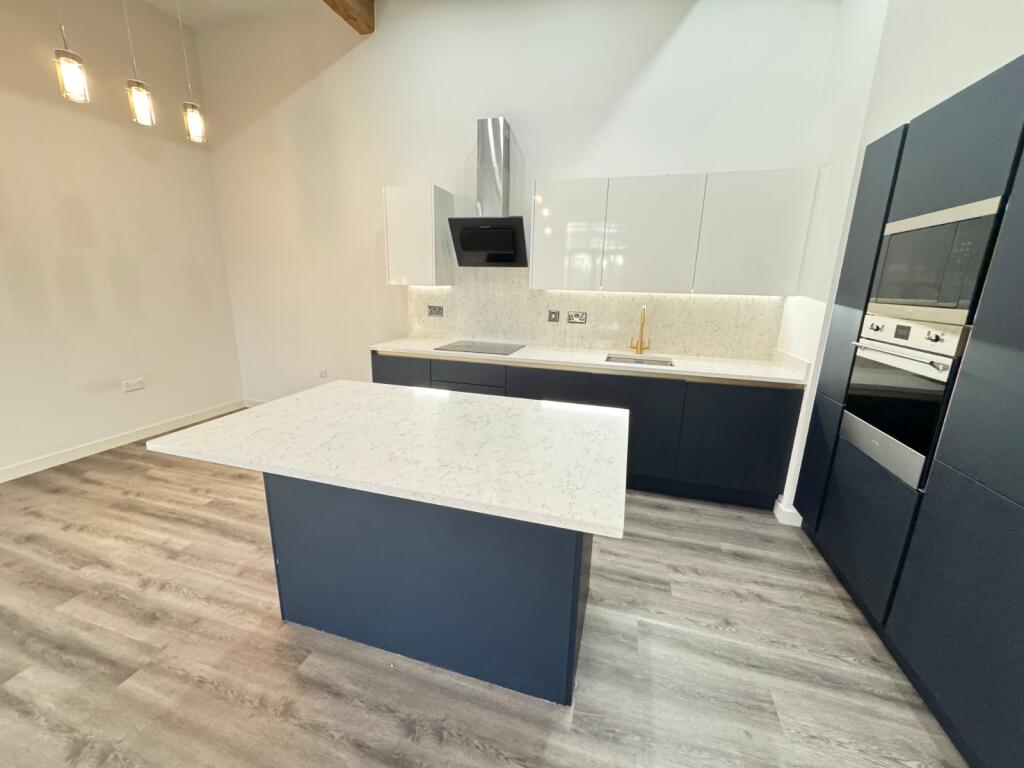 Apartment in Leeds - View 5