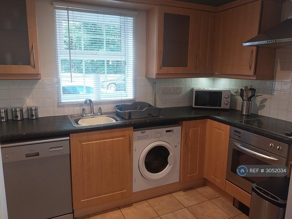 Apartment in Reading - More