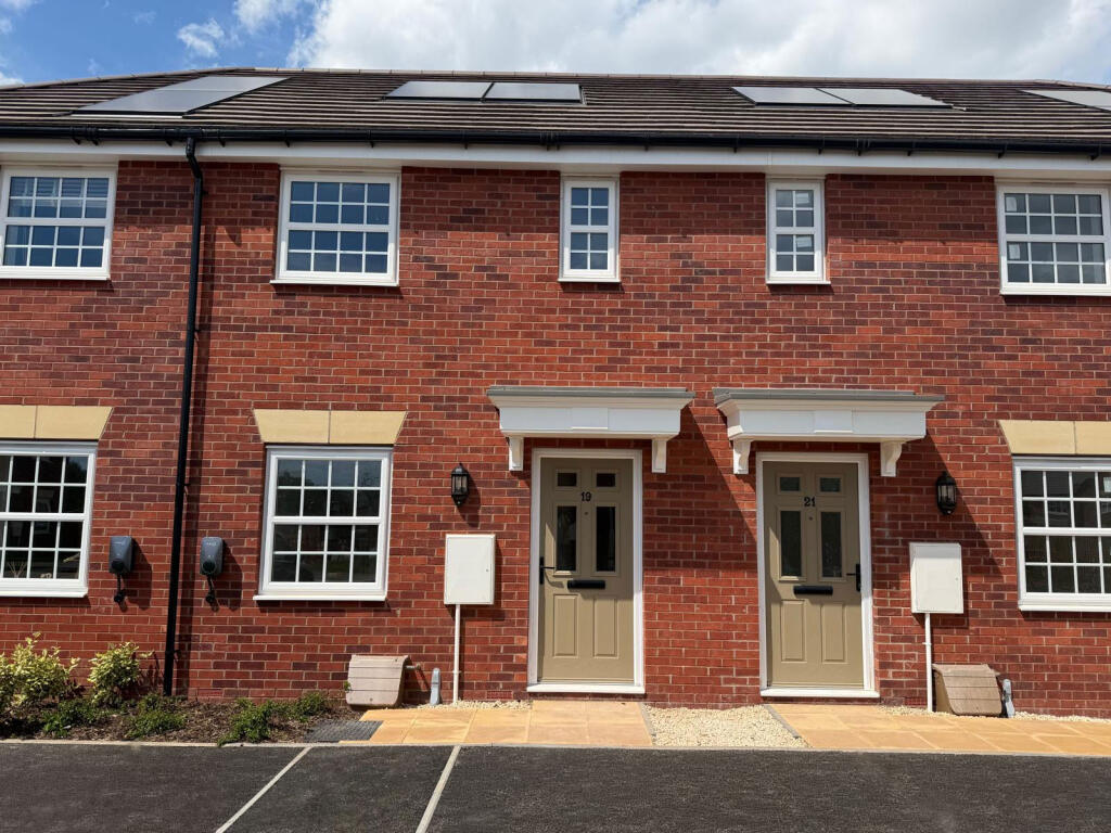 Main image of property: Bromyard Road,
Ledbury,
Herefordshire,
HR8 1NS