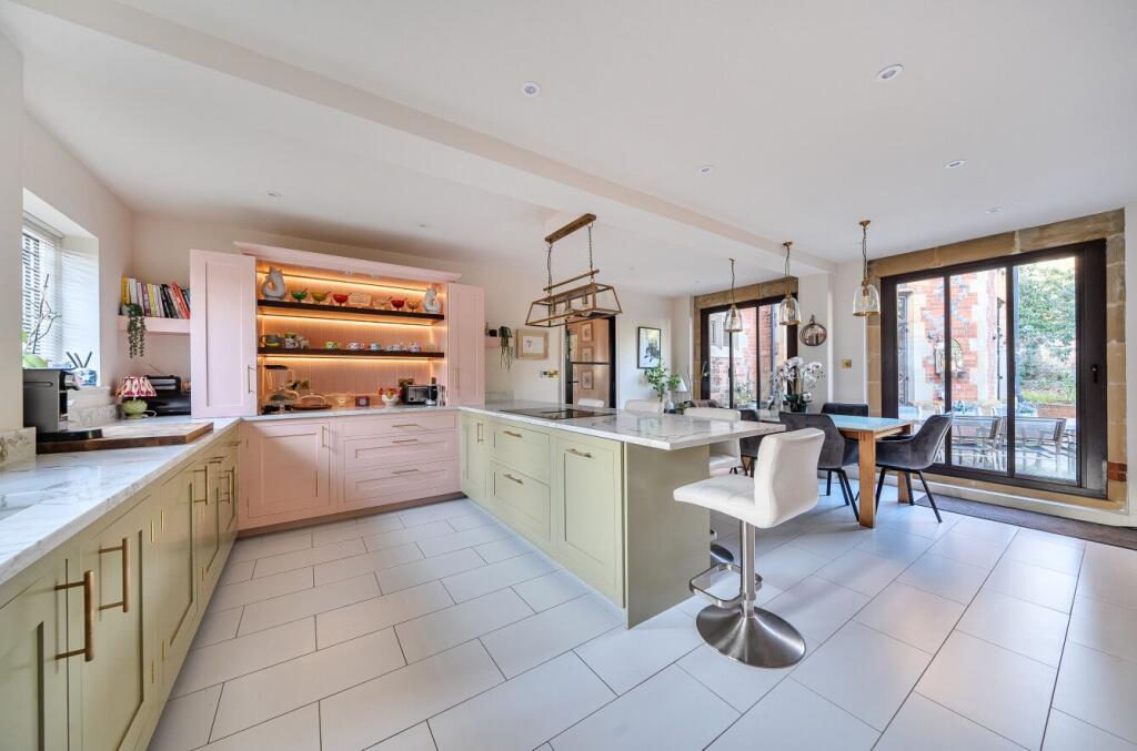 Main image of property: Kiln Lane, Leigh, TN11