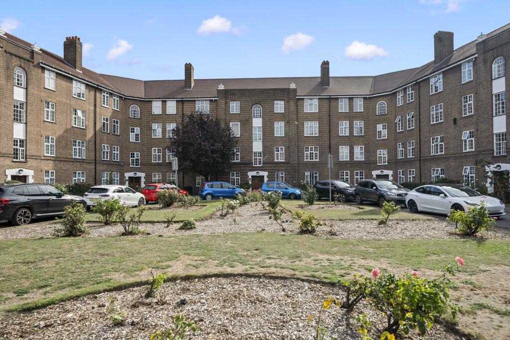 Main image of property: Flat 174, Norbiton Hall, Birkenhead Avenue, Kingston upon Thames, KT2 6RU