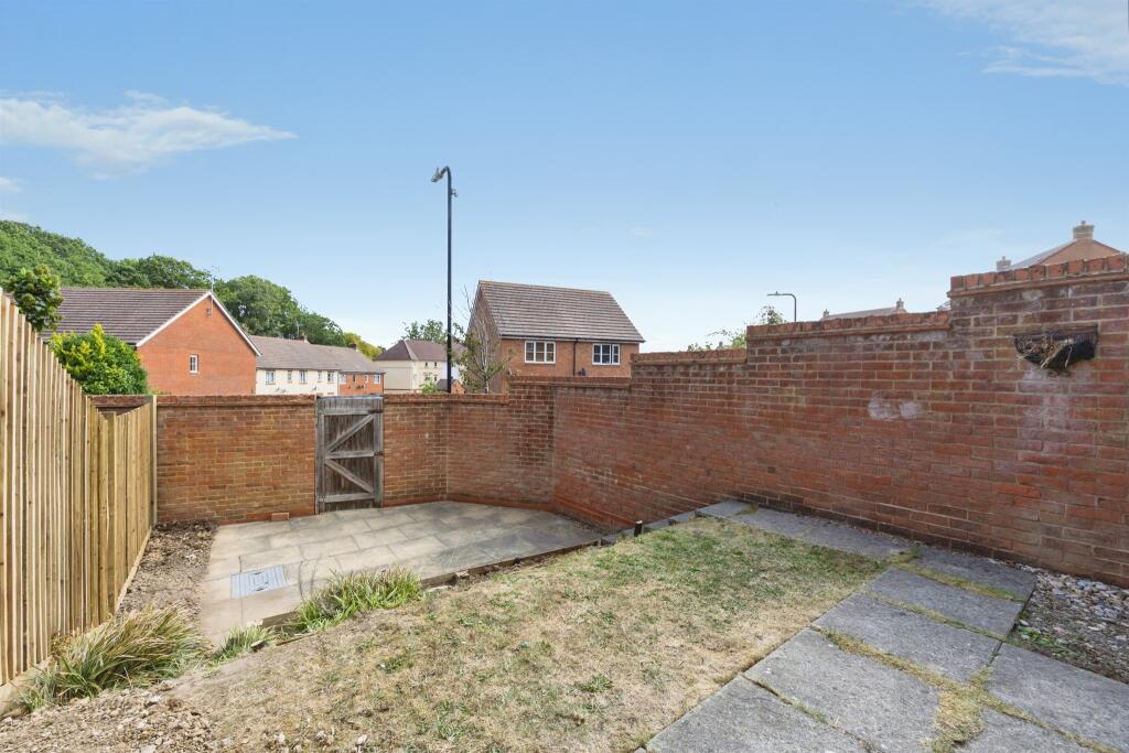 House in Tonbridge - View 4