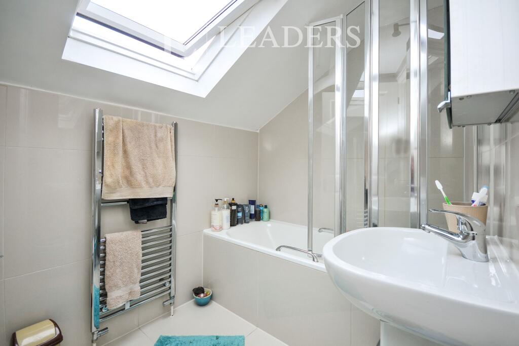Main image of property: Beckenham Lane, Bromley, BR2