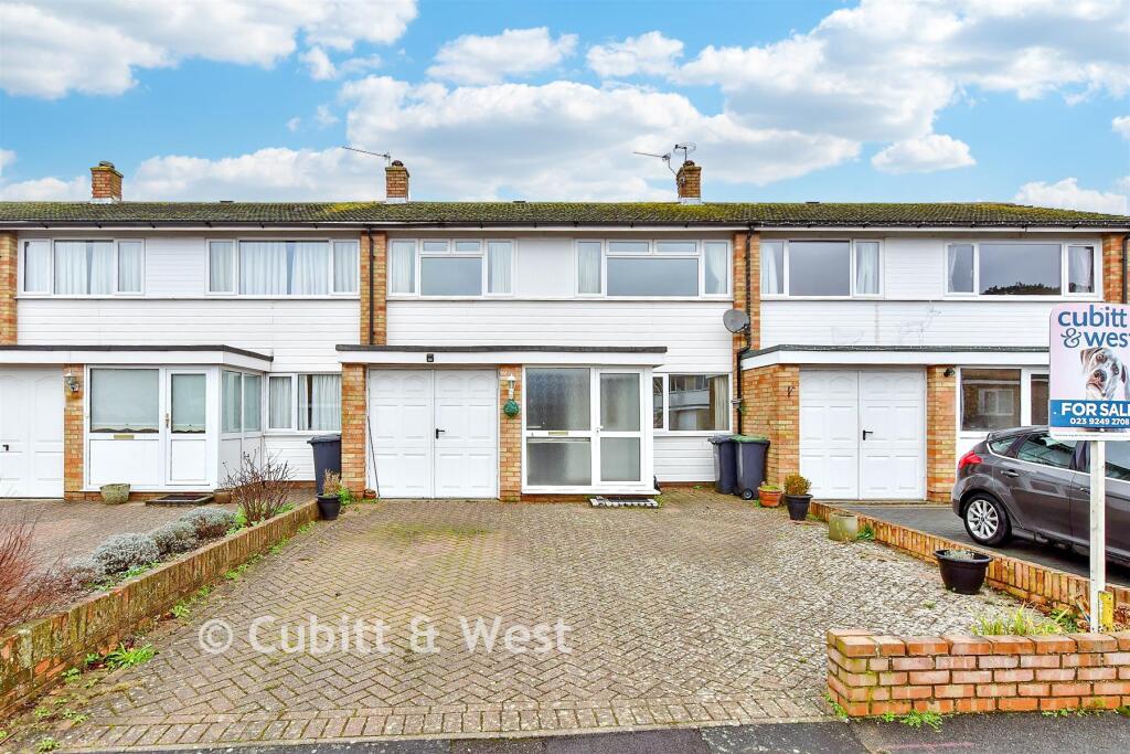 Main image of property: Havant Farm Close, Havant, Hampshire