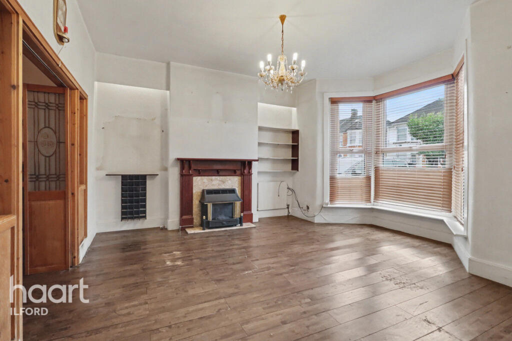 House in Ilford - More