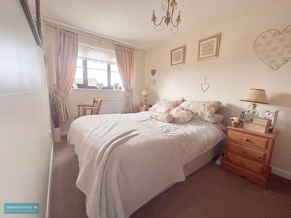 1, Feversham Way, Taunton photo 4