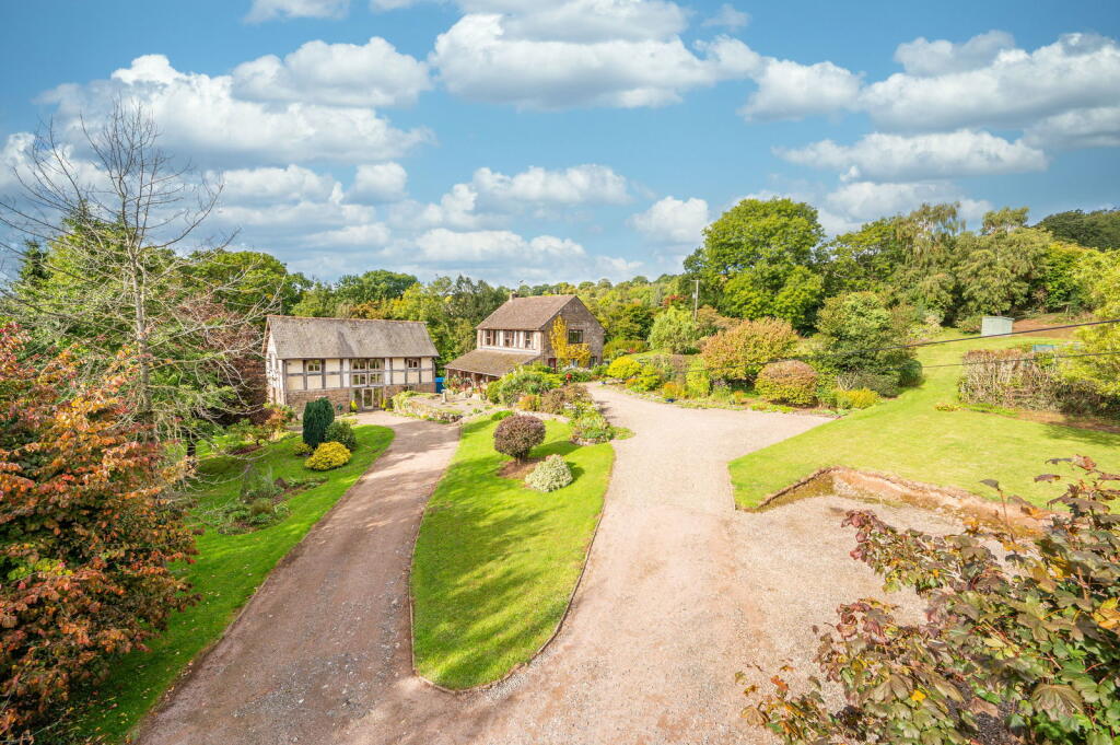 5 bed detached - Pandy, Abergavenny image 3