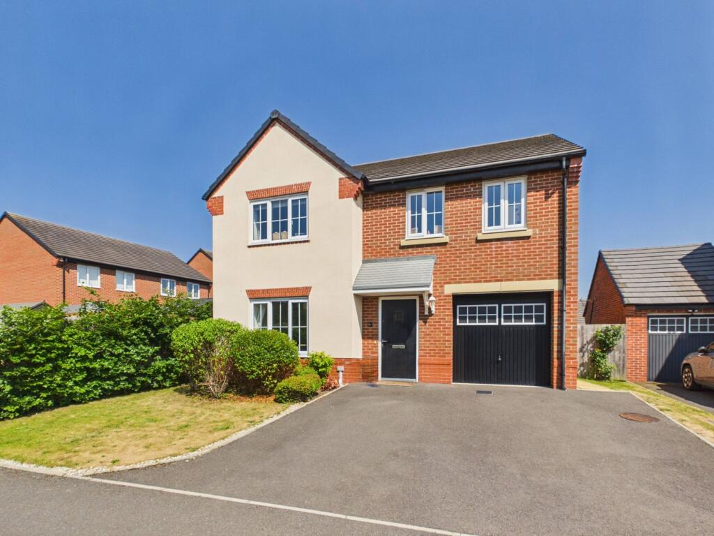 Main image of property: Harlequin Close, Farndon, CH3