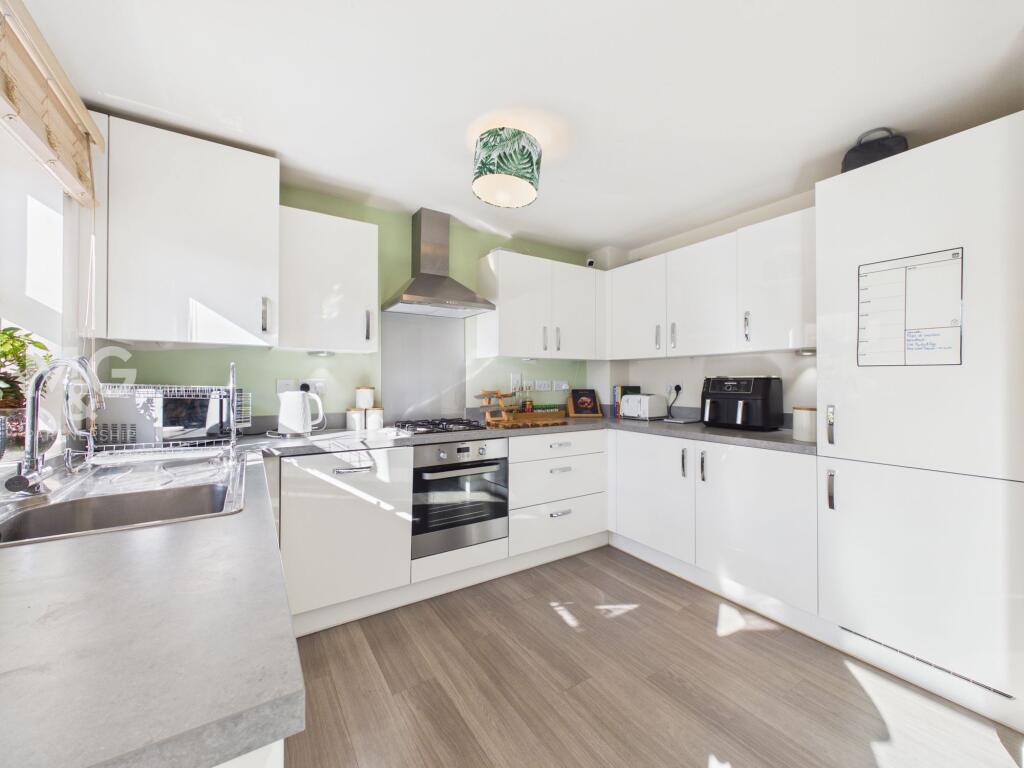 House in Ipswich - View 4