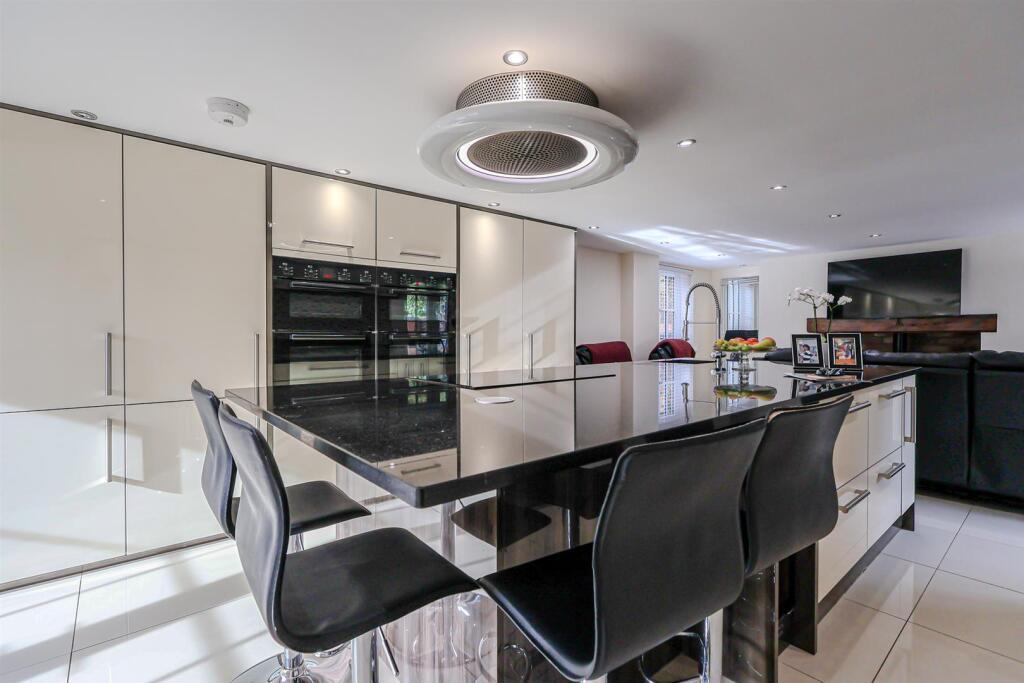House in Newark and Sherwood, Lowdham - View 3