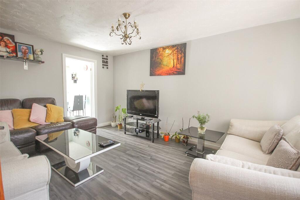 House in Milton Keynes - View 4