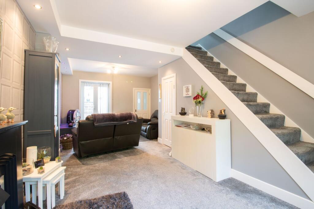 Main Road, Maesycwmmer, CF82 - View 6