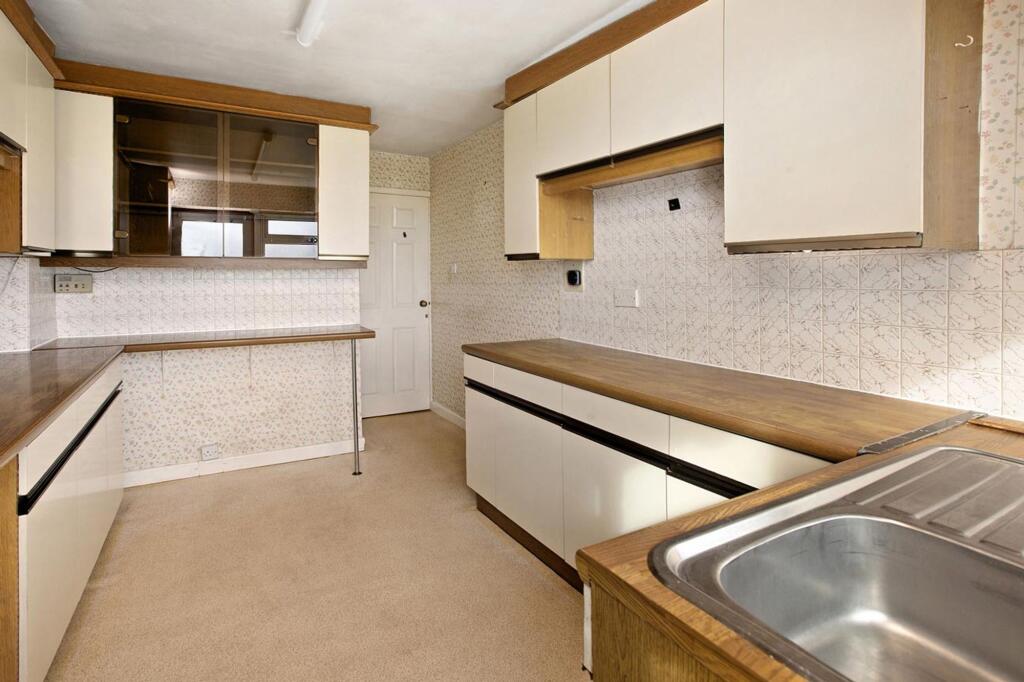 House in Torquay - More