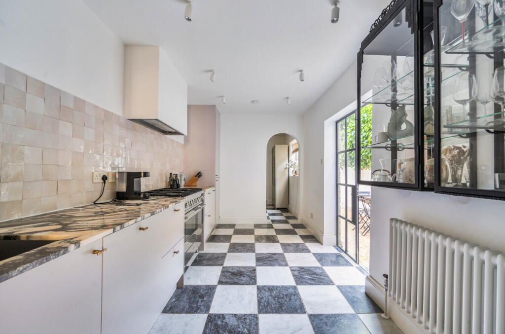 House in London, Kentish Town - View 4