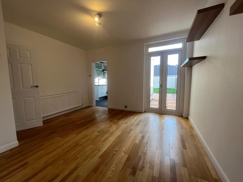 Acland Road, Charminster, Bournemouth photo 5