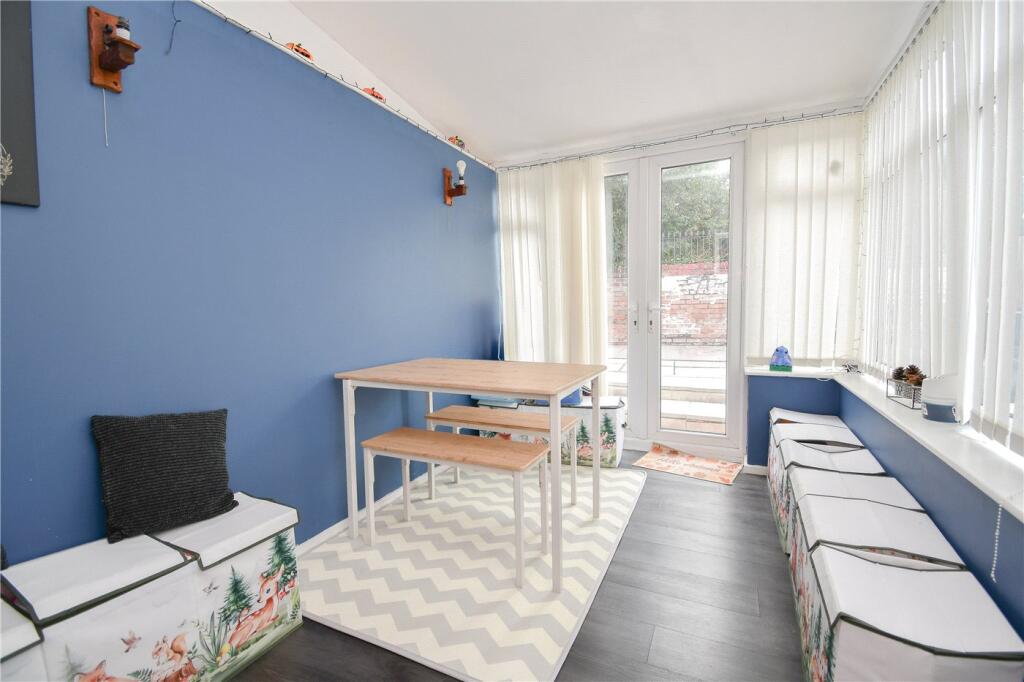 House in Chester, Ellesmere Port - View 4