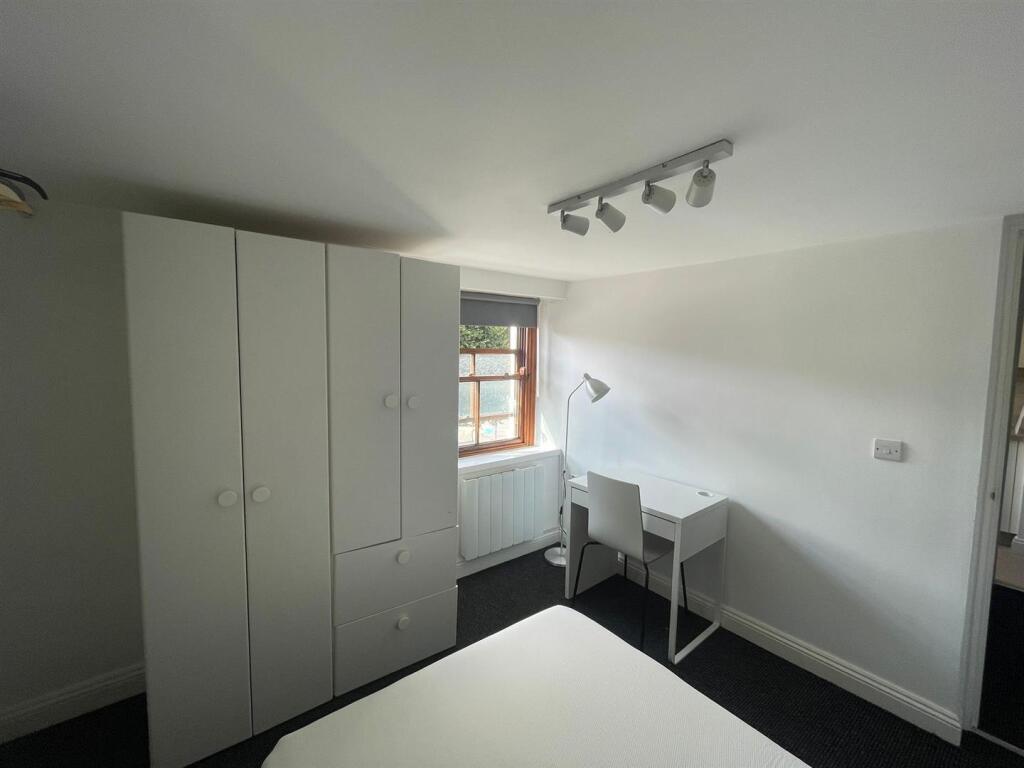 Apartment in Falmouth, Cornwall - View 4