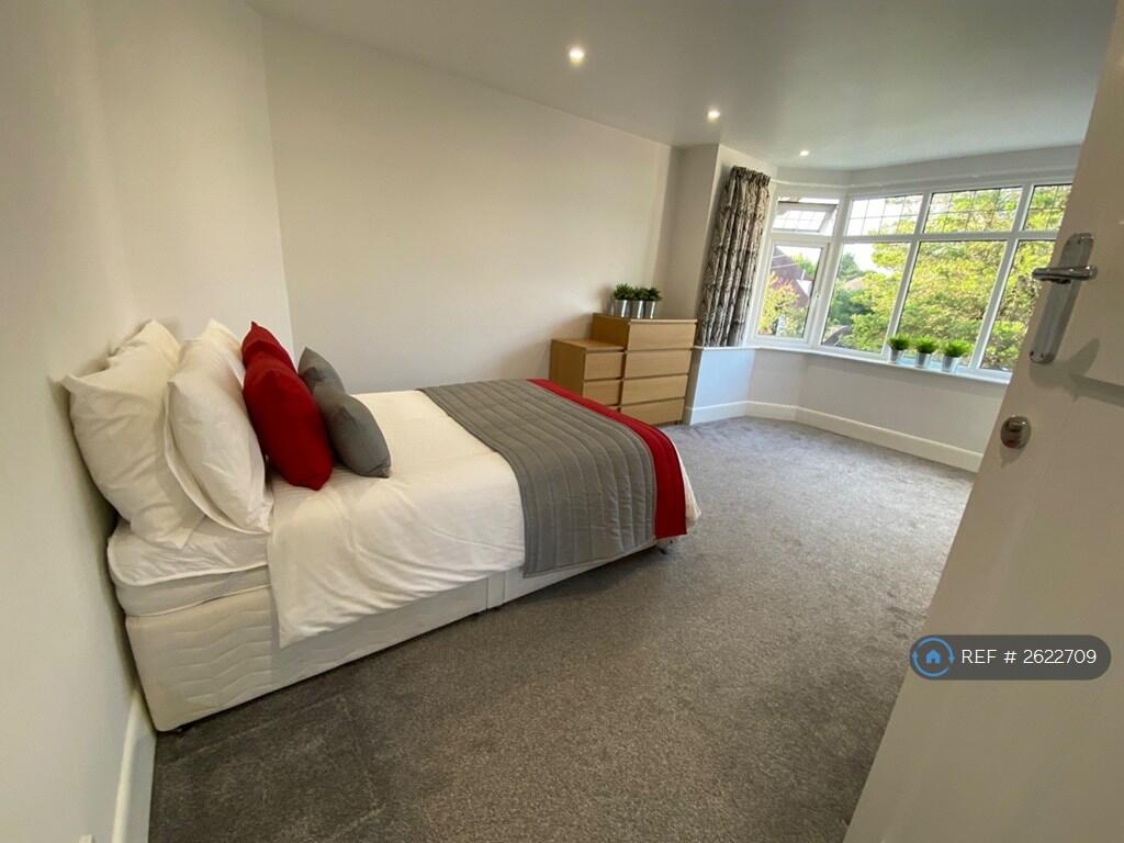 Main image of property: Velmore Road, Chandler's Ford, Eastleigh, SO53